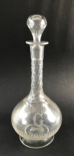 Carafe ancienne gravée la - ancienne, de