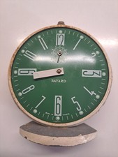 ANCIEN  REVEIL BAYARD A CADRAN VERT