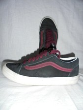 VANS Baskets en Daim Noir / Bordeaux P.38