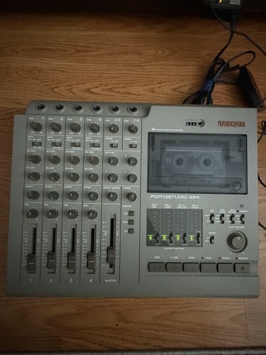 Tascam portastudio 424 - tascam,