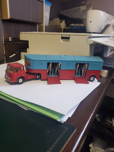Camion semi remorque corgi - camion,