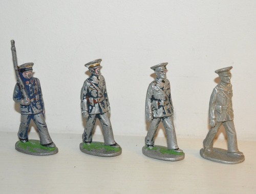 Lot anciennes figurines - 4,