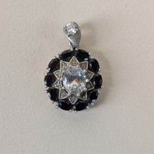 Pendentif Étoile Grenat