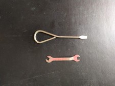 Meccano ancien - Tournevis et clé (rouge)