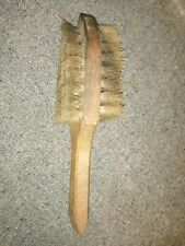 Brosse double réglementaire
