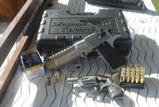 PLAQUE MÉTAL FILM ROCKY ARME