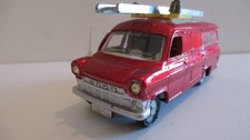 1/43 Ford Transit Van Pompiers