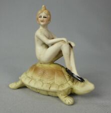 FIGURINE PORCELAINE BAIGNEUSE