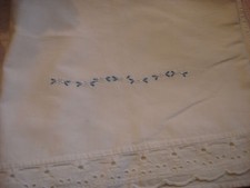 DRAP bébé ancien  / CACHE