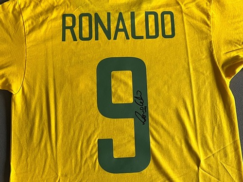 Ronaldo maillot signé - r9,