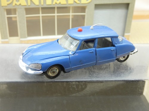 Citroen gendarmerie 1 43 - ds,
