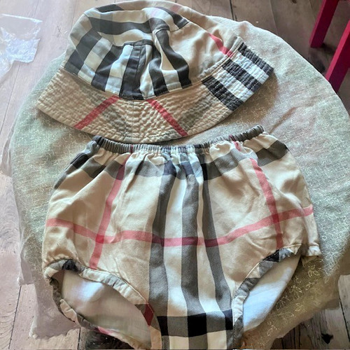 Burberry ensemble tres bon - en,