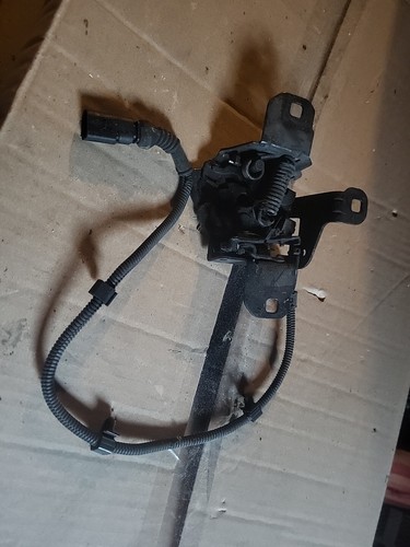 Serrure capot electrique - capot, golf4