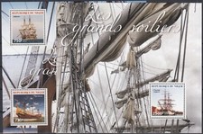 PK23252/ NIGER – SAILING SHIPS – Y&T # 2486 / 2489 + BLOCK 329 MINT MNH