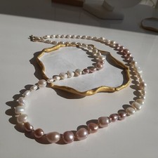 Sautoir collier en perles de