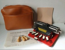 ancienne machine à ecrire