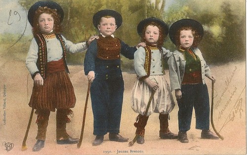 Carte postale enfant costume - carte,