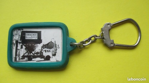 Porte clé années camion - années,
