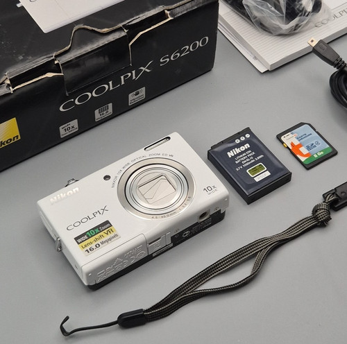 Nikon coolpix s6200 - nikon, white