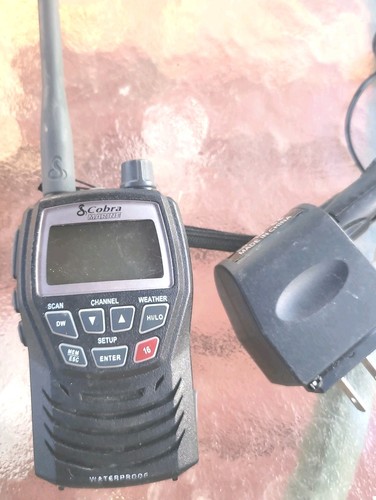 Cobra marine vhf radio model - 1,