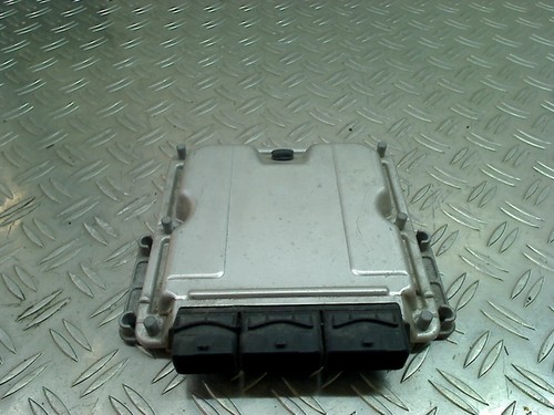 Calculateur moteur ecu renault - calculateur,