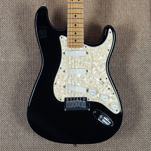 Fender stratocaster plus - fender,