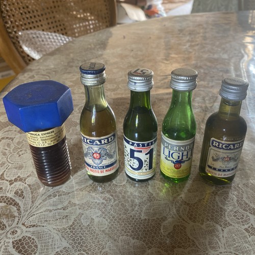Mignonnettes bouteilles - 5,