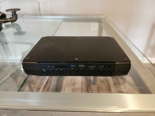 Intel nuc hades canyon - hades,