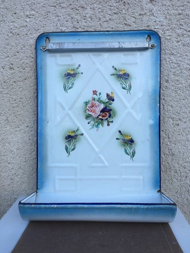 Ancien égouttoir mural - , en