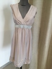 Tres belle robe beige strass 100% soie Queenie 36 tbe