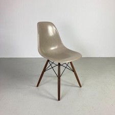 Eames Dsw Chaise Herman Miller Noyer Cheville Base 50s 60s Lumière Écru