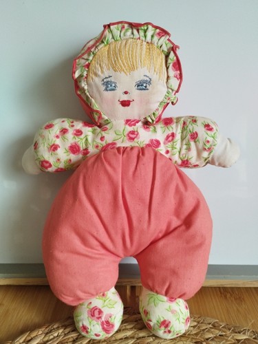 Doudou poupée chiffon blanc