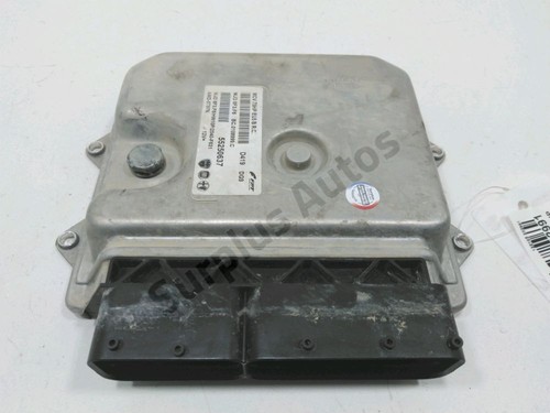 Calculateur moteur 55250636 - calculateur,