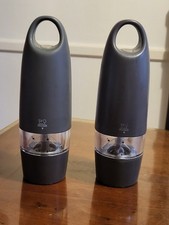 Moulin Electrique Poivre Et Sel  PEUGEOT ET FŘERES