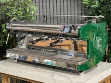 MACHINE À CAFÉ EXPRESSO VERTE VOLUMÉTRIQUE 3 GROUPES NUOVA SIMONELLI...