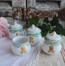 4 ANCIENS PETITS POTS A CREME