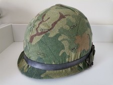 Casque USMC Vietnam complet
