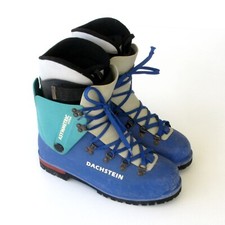 Paire de chaussures de Randonnée DACHSTEIN ASYMETRIC SYSTEM - Taille 42 montagne