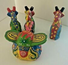 Girafes éléphants en bois