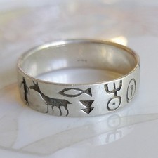 Belle bague en argent massif