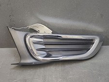 Grille chrome pare choc avant