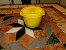 TUPPERWARE VINTAGE  BOITE