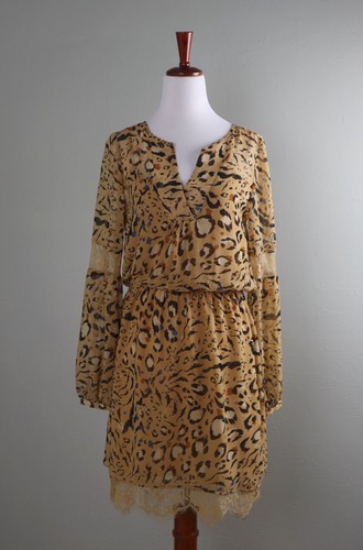 White house black market - white, nwt