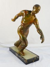 Statue en regule socle en