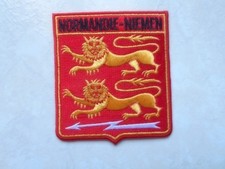 patch thermocollant brodé Escadrille Normandie Niemen H9cm L 8cm Rouge ....