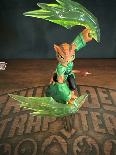 Skylanders trap team figure - skylanders,