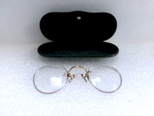 Paire de binocle (plaqué or)