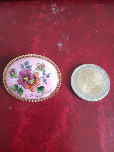 Broche émaillée rouby - émaillée., e