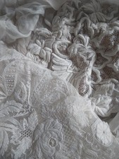 Lot ancienne coiffe bonnet et napperon fond de coiffe tulle brodé dentelle