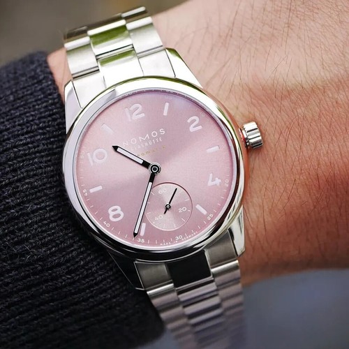 Nomos glashütte club - nomos,